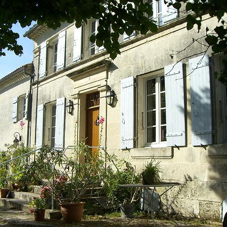 Chambres D'Hotes - Les Bujours Saint-Georges-des-Côteaux Buitenkant foto
