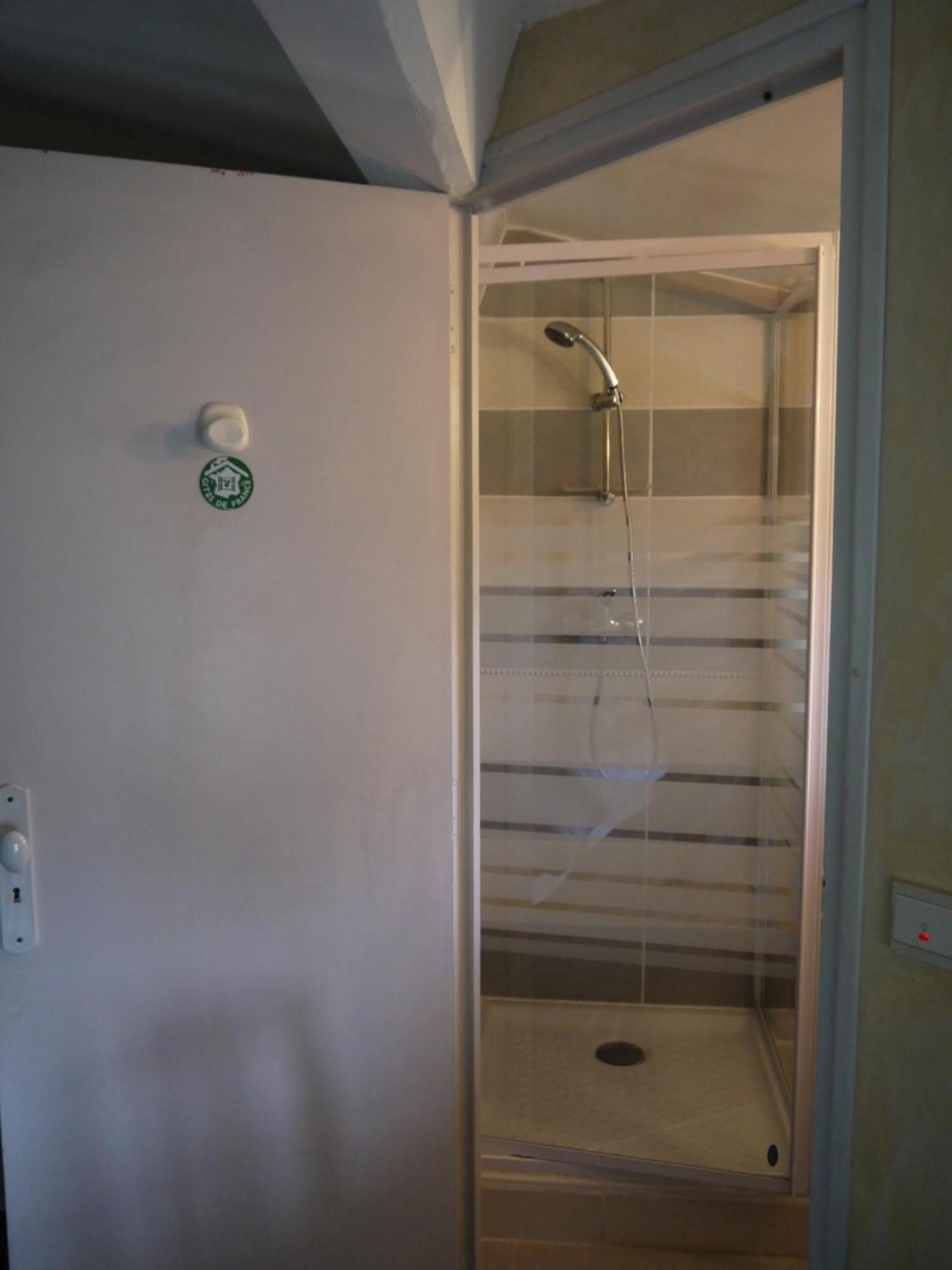 Chambres D'Hotes - Les Bujours Saint-Georges-des-Côteaux Kamer foto